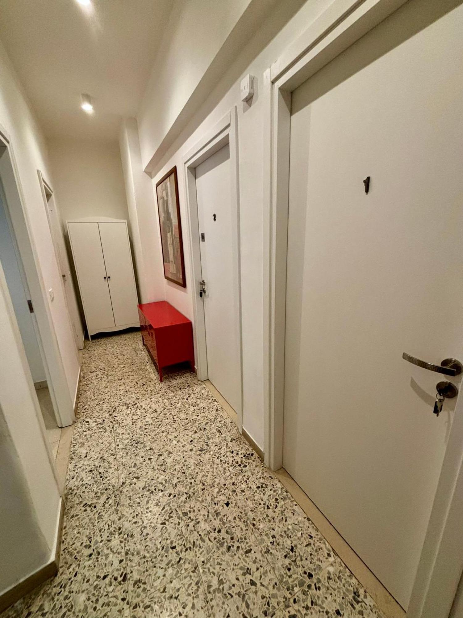 Mama Rooms And Apartment 로마 외부 사진